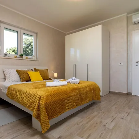 House With A Parking Space - 24274 Rovinj